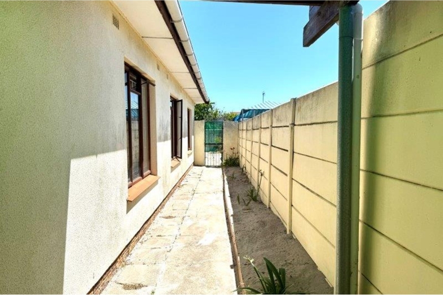 3 Bedroom Property for Sale in Highbury Western Cape